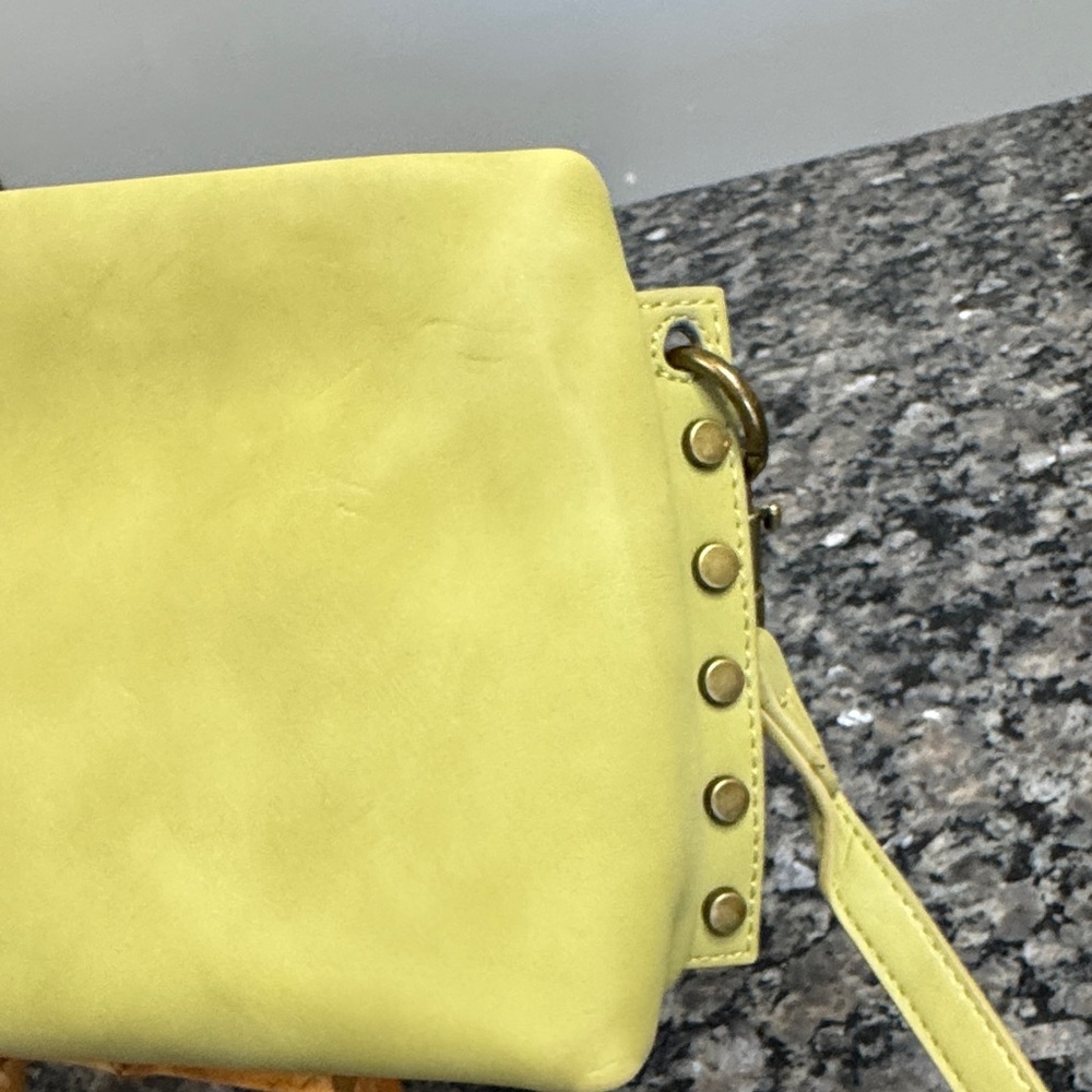 Universal Thread Green Crossbody Bag Euc - image 4